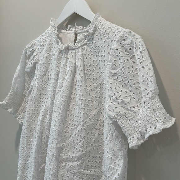 J Crew Smocked Puff Sleeve Top In Eyelet White Size Small Broderie Ruffle Smock - Picture 3 of 7